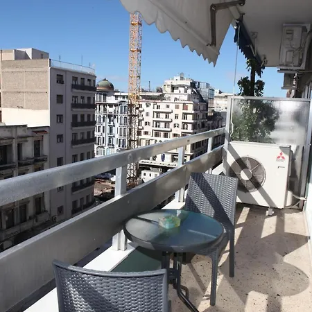 Apartmán Metro Venizelou *