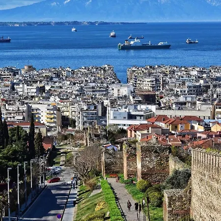 Apartment Metro Venizelou *